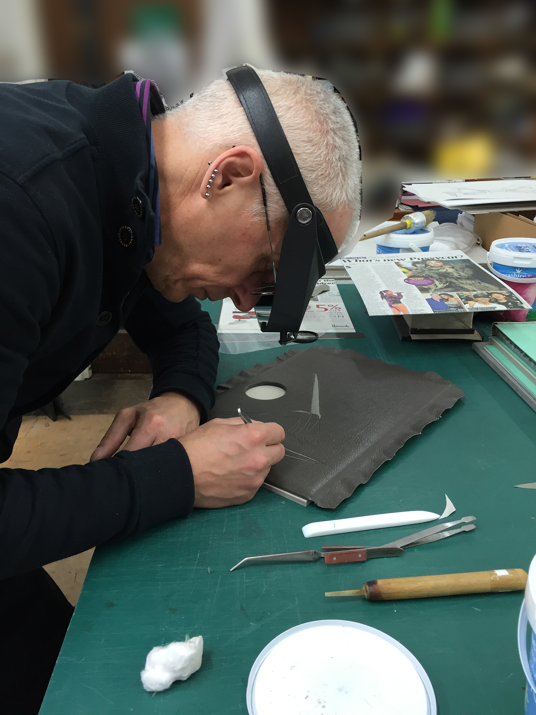  Cutting out for inlays 